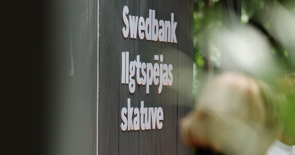 swedbank ilgtspējas skatuve uzraksts pasākums